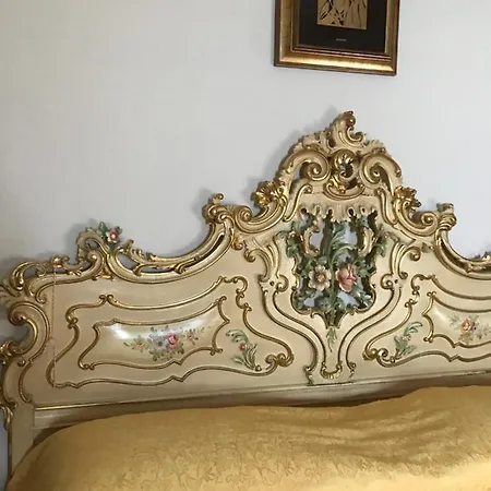 Il B&B Incastonato * Terzigno